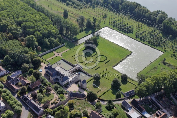 Photo aérienne château de Saint-Denis-Sur-Loire