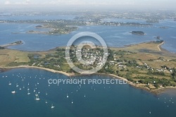 vue aerienne de lîle-d Arz,  Golfe du Morbihan 56