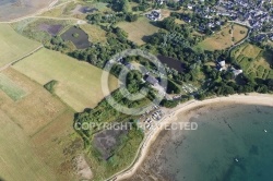 vue aérienne de l école de voile de l ÃŽle d Arz, Golfe du Morbih vue aérienne de l école de voile de l ÃŽle d Arz, Golfe du Morbih