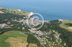 Vue aérienne d Etretat  Seine maritime 76