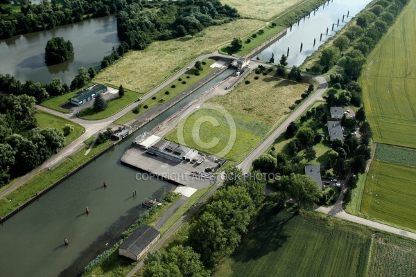 écluse de Kœnigsmacker, Moselle 57 écluse de Kœnigsmacker, Moselle 57