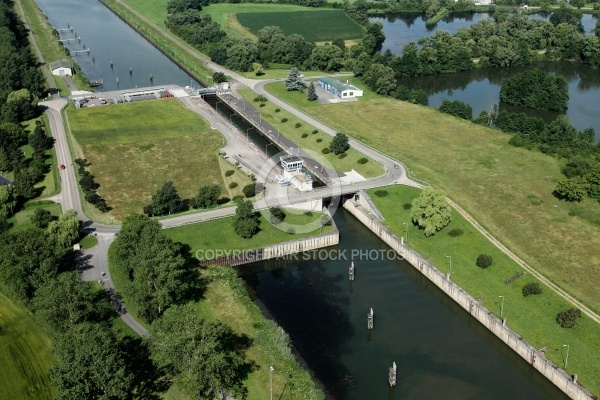 écluse de Kœnigsmacker, Moselle 57 écluse de Kœnigsmacker, Moselle 57